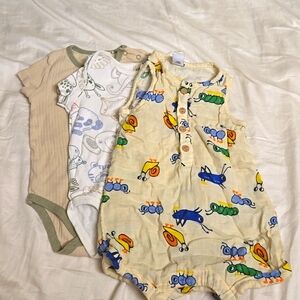 3 bundle baby onesies - 12 months old navy and kit + pearl